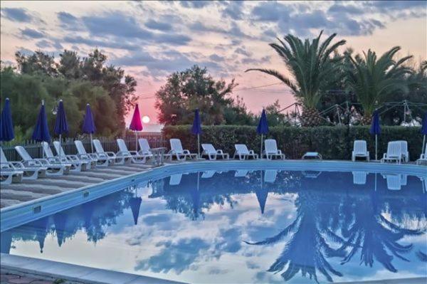 Vela Club Hotel & Appartamenti Rodi Garganico Εξωτερικό φωτογραφία
