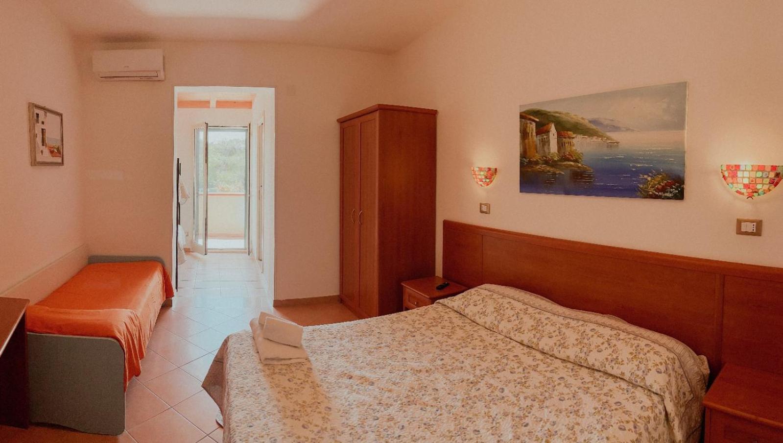 Vela Club Hotel & Appartamenti Rodi Garganico Εξωτερικό φωτογραφία